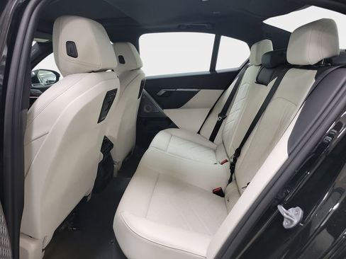 New 2026 BMW 530i w/ Premium Package image 20