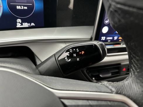 Certified 2026 Volkswagen Tiguan SE R-Line AWD/4WD image 19