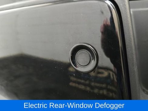 Used 2018 GMC Sierra 1500 Denali w/ Denali Ultimate Package image 11