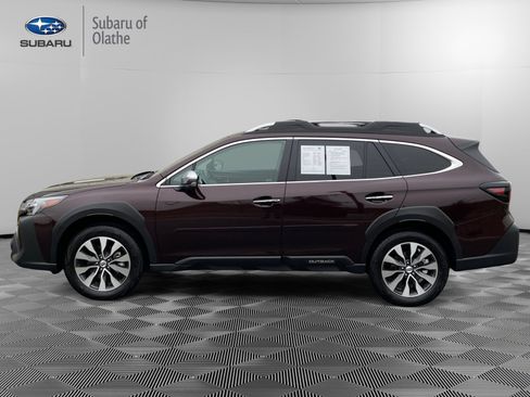 Used 2025 Subaru Outback Touring XT image 8