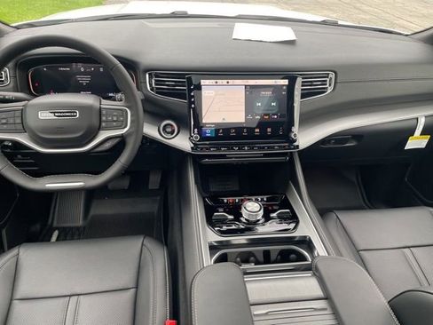 New 2026 Jeep Grand Wagoneer 4WD image 3