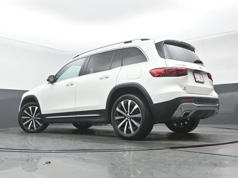 Used 2022 Mercedes-Benz GLB 250 4MATIC image 29