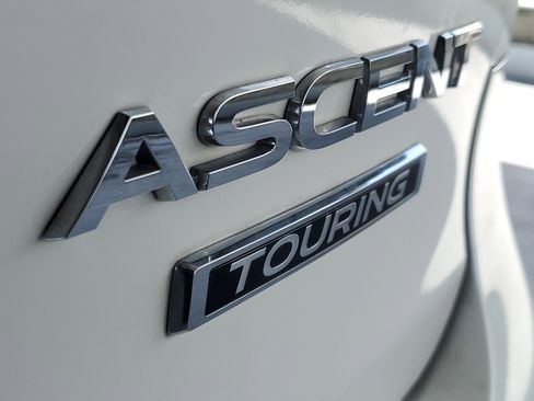 Used 2019 Subaru Ascent Touring AWD/4WD image 6