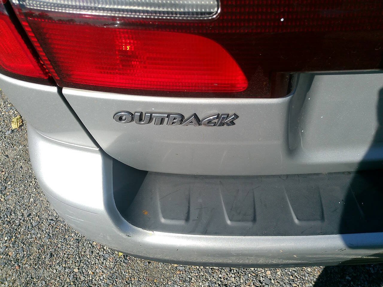Used 2004 Subaru Outback Wagon AWD/4WD image 29