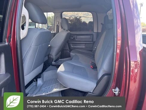 Used 2017 RAM 2500 Tradesman w/ Chrome Appearance Group AWD/4WD image 14