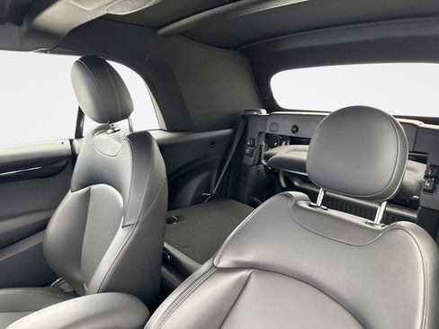 Used 2019 MINI Cooper S image 9