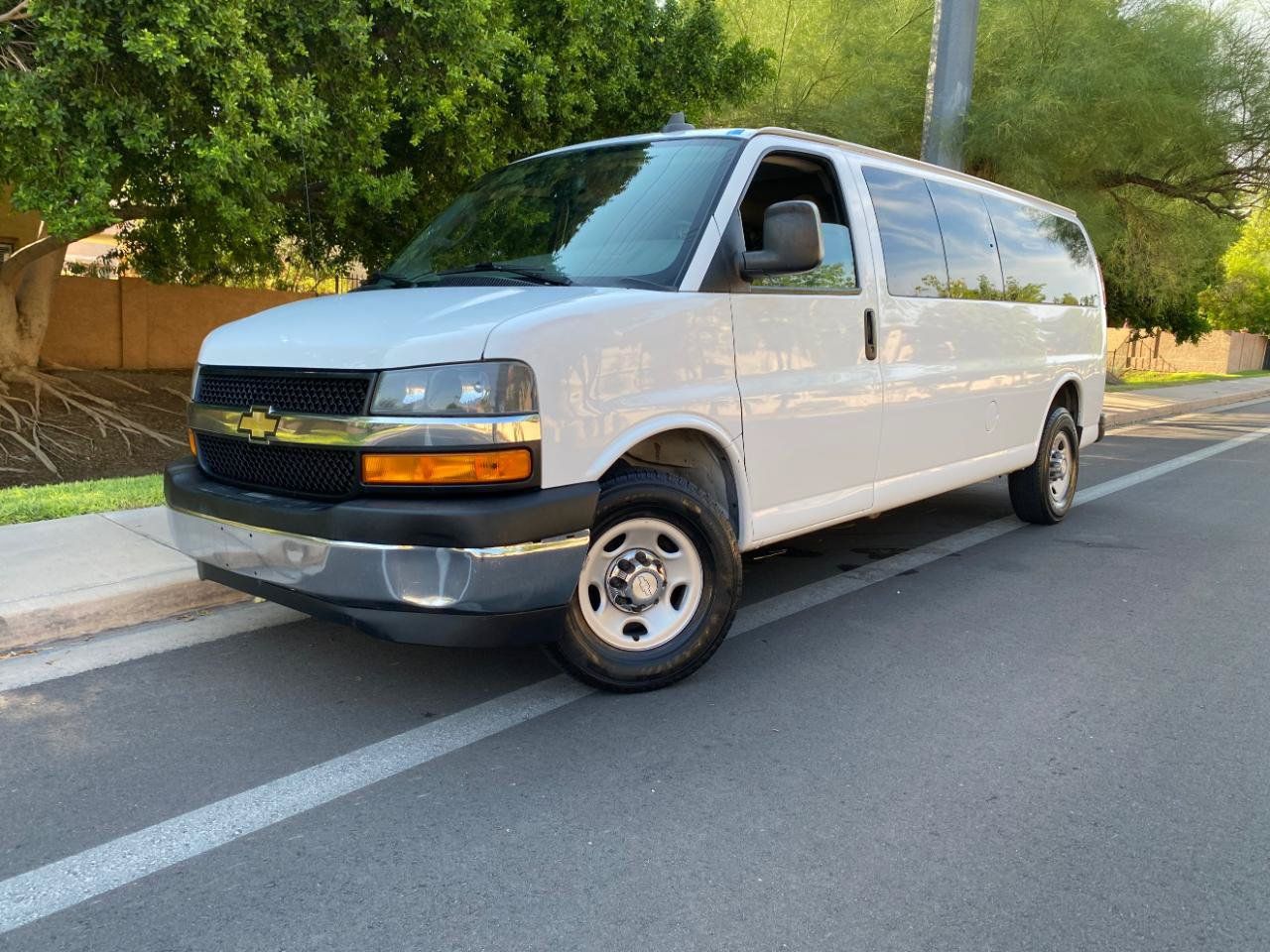 Used 2019 Chevrolet Express 3500 LT w/ LT Preferred Equipment Group RWD image 52