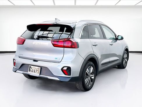 Used 2022 Kia Niro LXS image 4