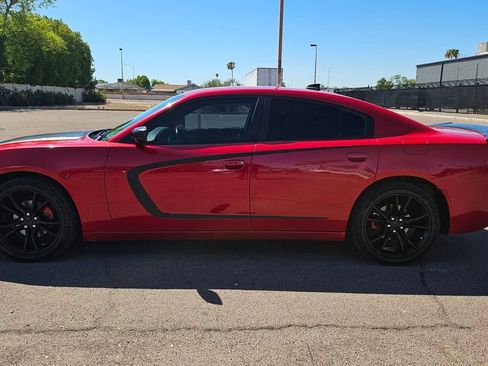 Used 2016 Dodge Charger SXT w/ Rallye Group RWD image 7