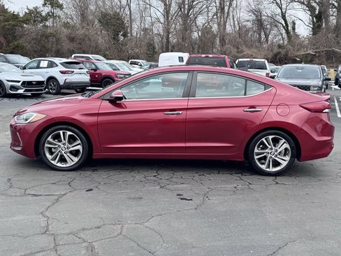 Used 2017 Hyundai Elantra Limited w/ Limited Tech Package 04 image 3
