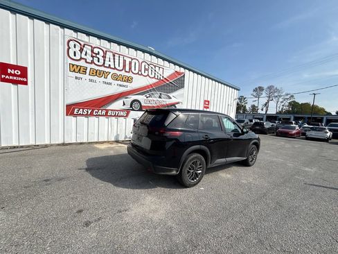 Used 2024 Nissan Rogue S FWD image 8
