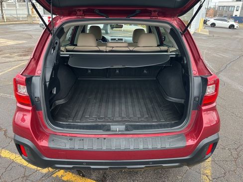 Used 2018 Subaru Outback 2.5i Limited image 23