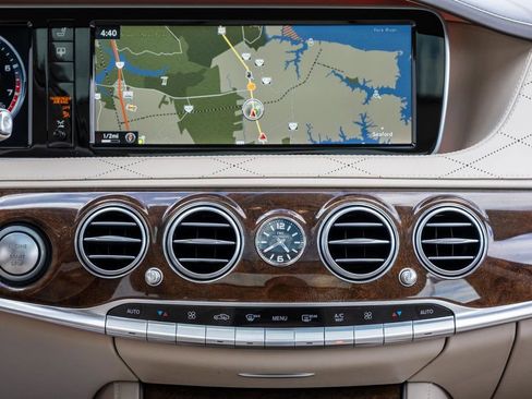 Used 2016 Mercedes-Benz S 63 AMG 4MATIC Sedan image 32