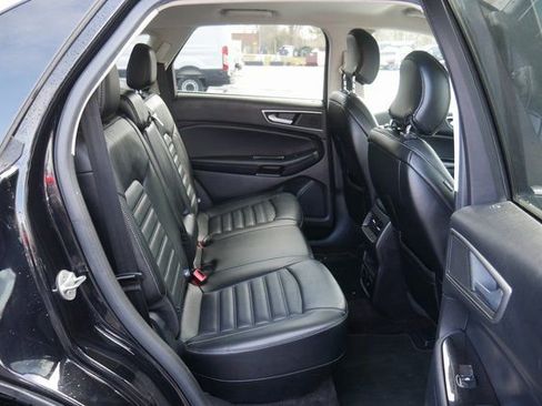 Used 2016 Ford Edge SEL w/ Equipment Group 201A image 24
