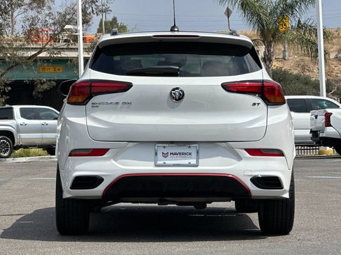 Used 2020 Buick Encore GX Essence w/ Sport Touring Package AWD/4WD image 4