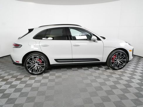 New 2026 Porsche Macan S image 29
