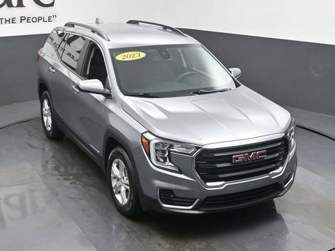 Used 2023 GMC Terrain SLE w/ Driver Convenience Package FWD image 49