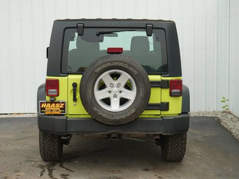 Used 2016 Jeep Wrangler Sport w/ Quick Order Package 24S AWD/4WD image 5