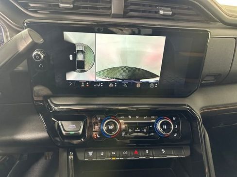 Used 2024 GMC Sierra 2500 AT4 w/ AT4 Premium Plus Package image 22