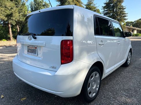 Used 2008 Scion xB FWD image 14