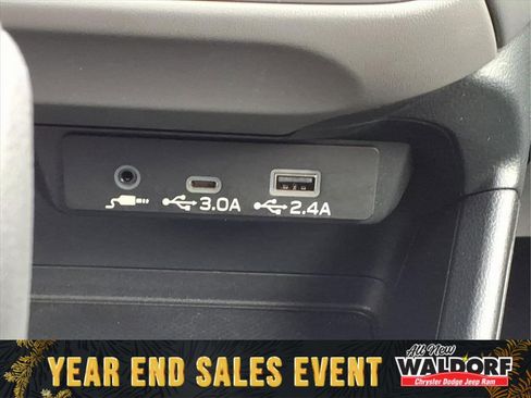 Used 2024 Subaru Crosstrek 2.0i Premium image 23