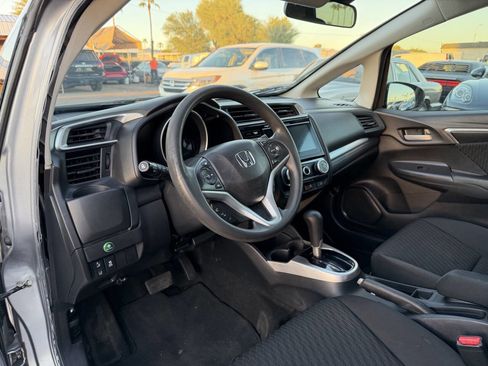 Used 2019 Honda Fit EX image 21