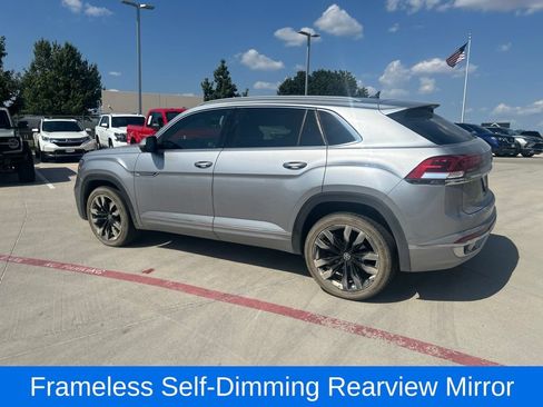 Used 2020 Volkswagen Atlas Cross Sport SEL Premium R-Line w/ Cross Sport MDO Package AWD/4WD image 4