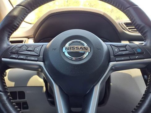 Used 2021 Nissan Rogue Sport SL w/ Premium Package FWD image 15