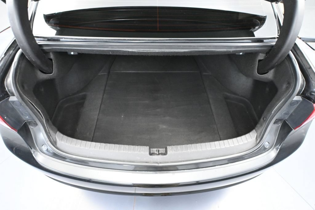 Used 2020 Acura TLX FWD image 33