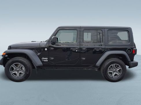 Used 2019 Jeep Wrangler Unlimited Sport S image 4