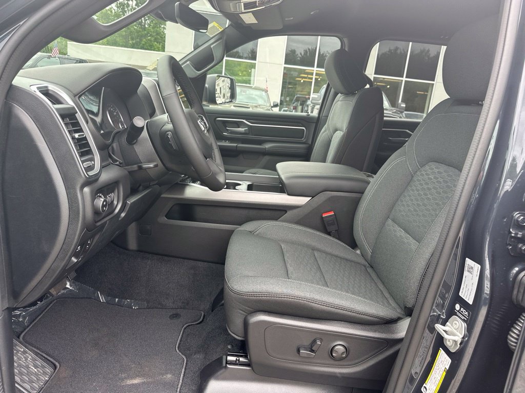 New 2026 RAM 1500 Big Horn AWD/4WD image 10