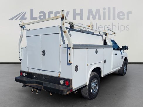 Used 2018 RAM 2500 Tradesman w/ Chrome Appearance Group image 5