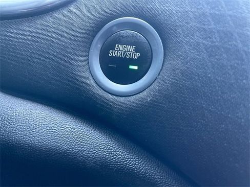 Certified 2018 Chevrolet Malibu LT image 16