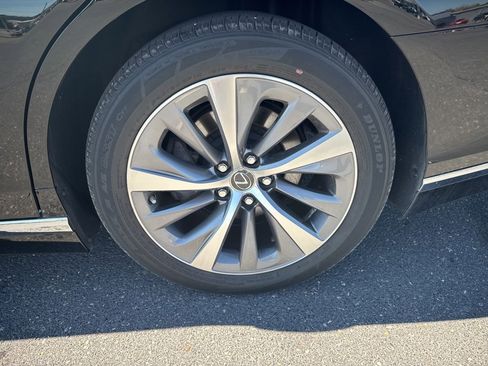 Used 2019 Lexus LS 500 AWD image 13