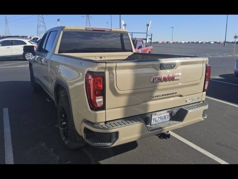 Used 2022 GMC Sierra 1500 Elevation AWD/4WD image 7