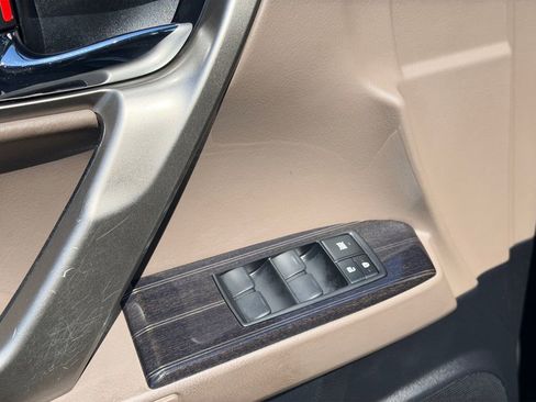 Used 2020 Lexus GX 460 Premium w/ Premium Package AWD/4WD image 15