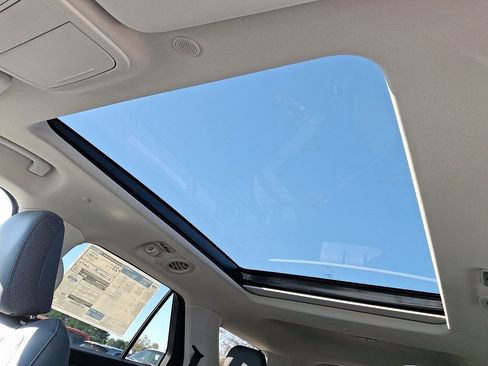 New 2026 Ford Explorer Active w/ Active Comfort Package image 12