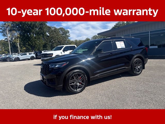 Used 2025 Ford Explorer ST-Line w/ Premium Package RWD image 3