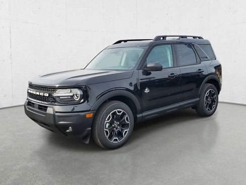 Used 2025 Ford Bronco Sport Outer Banks AWD/4WD image 4