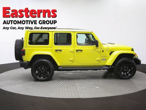 Used 2022 Jeep Wrangler Unlimited Sahara w/ Cold Weather Group AWD/4WD image 45