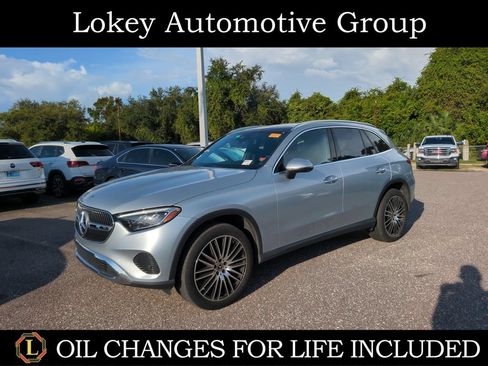 Used 2023 Mercedes-Benz GLC 300 image 1