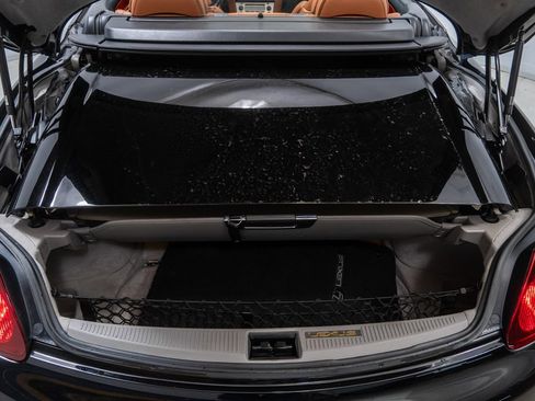 Used 2004 Lexus SC 430 Convertible RWD image 25