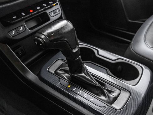 Used 2019 Chevrolet Colorado Z71 AWD/4WD image 31