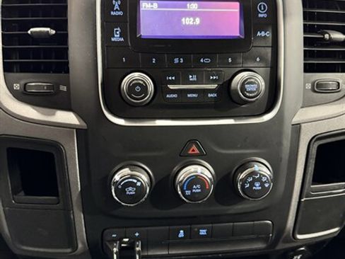 Used 2017 RAM 2500 Tradesman w/ Chrome Appearance Group image 13