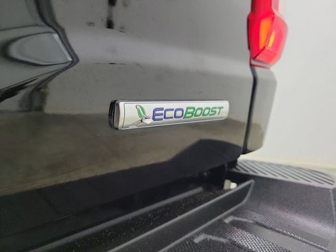 Used 2022 Ford F150 Lariat image 8