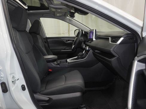 Used 2023 Toyota RAV4 XLE w/ Convenience Package AWD/4WD image 14