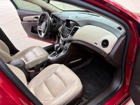 Used 2012 Chevrolet Cruze LTZ w/ RS Package FWD image 31