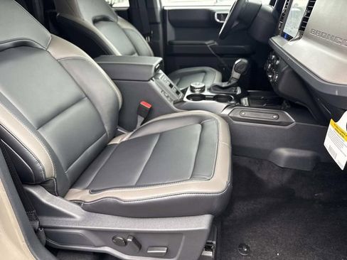 New 2026 Ford Bronco Outer Banks image 11