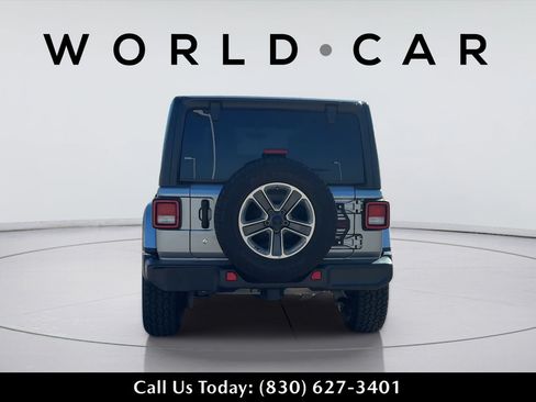 Used 2020 Jeep Wrangler Unlimited Sahara AWD/4WD image 8