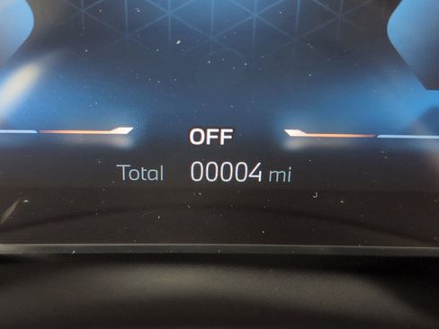 Used 2025 BMW X3 xDrive30i w/ Premium Package image 17